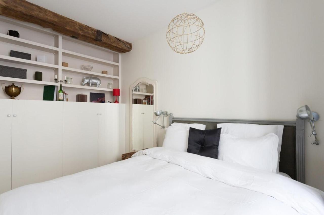 Charming Appartment In Le Marais Parijs Buitenkant foto