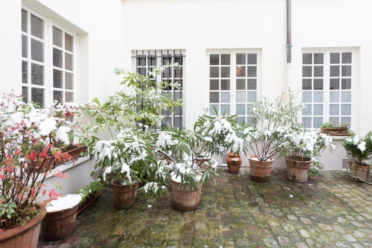 Charming Appartment In Le Marais Parijs Buitenkant foto